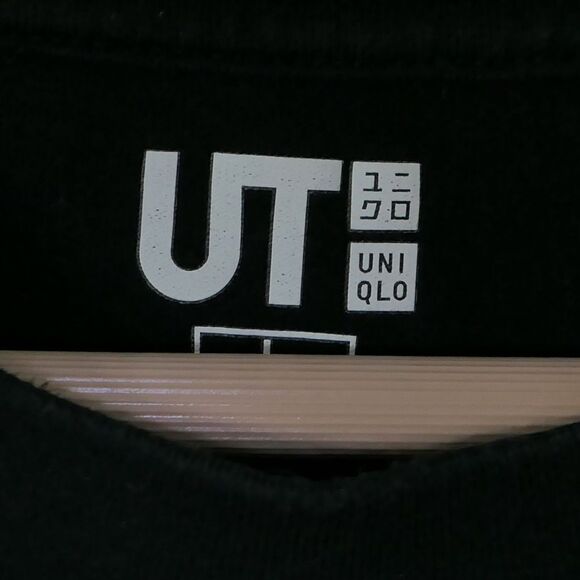 UNIQLO x Billie Eilish x Takashi Murakami Graphic T Shirt Sz Large Merch Black - Picture 4 of 6